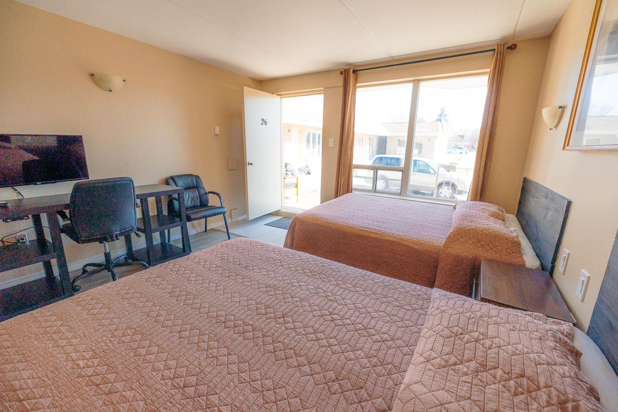 Clarkson Village Motel, 1815 Lakeshore Rd West Mississauga Esterno foto